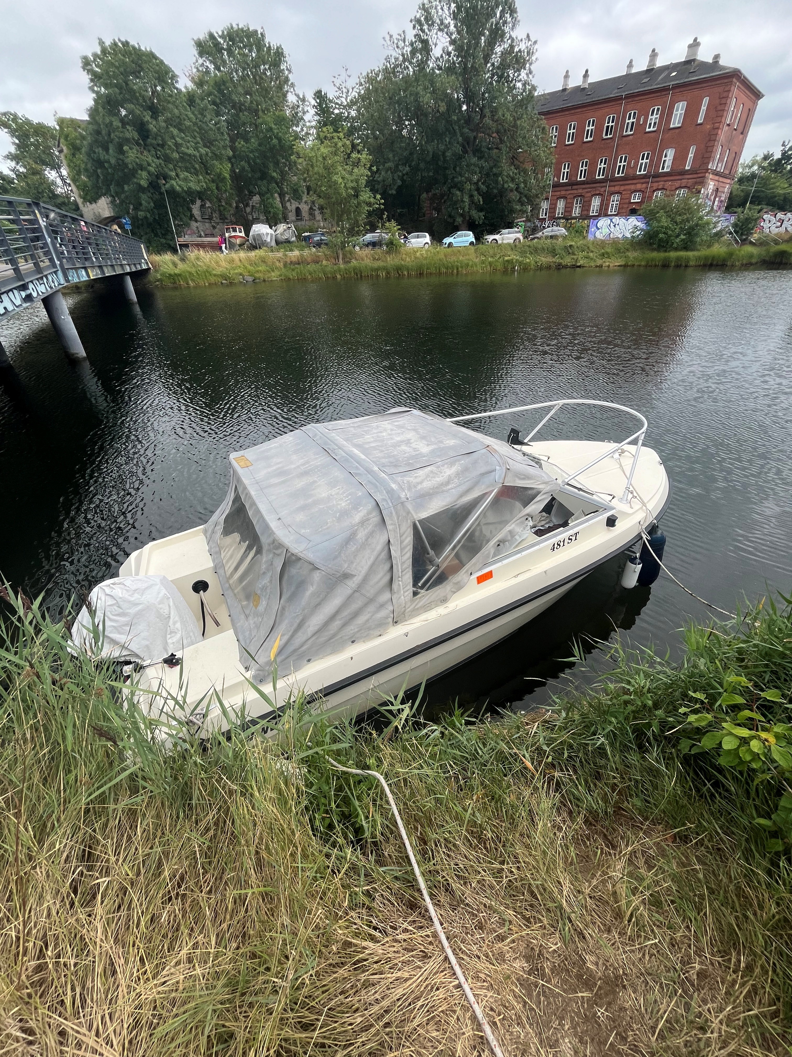 motorbåd